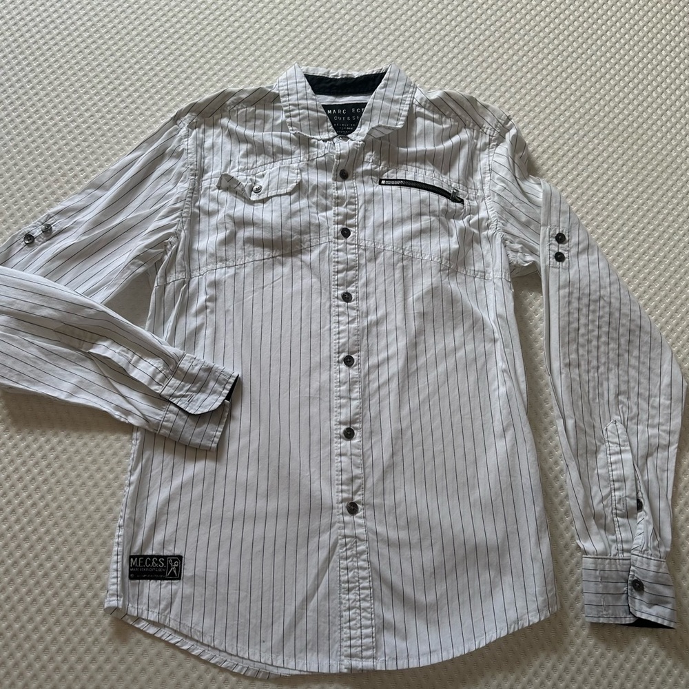 Men’s button-down size small - Picture 2 of 4